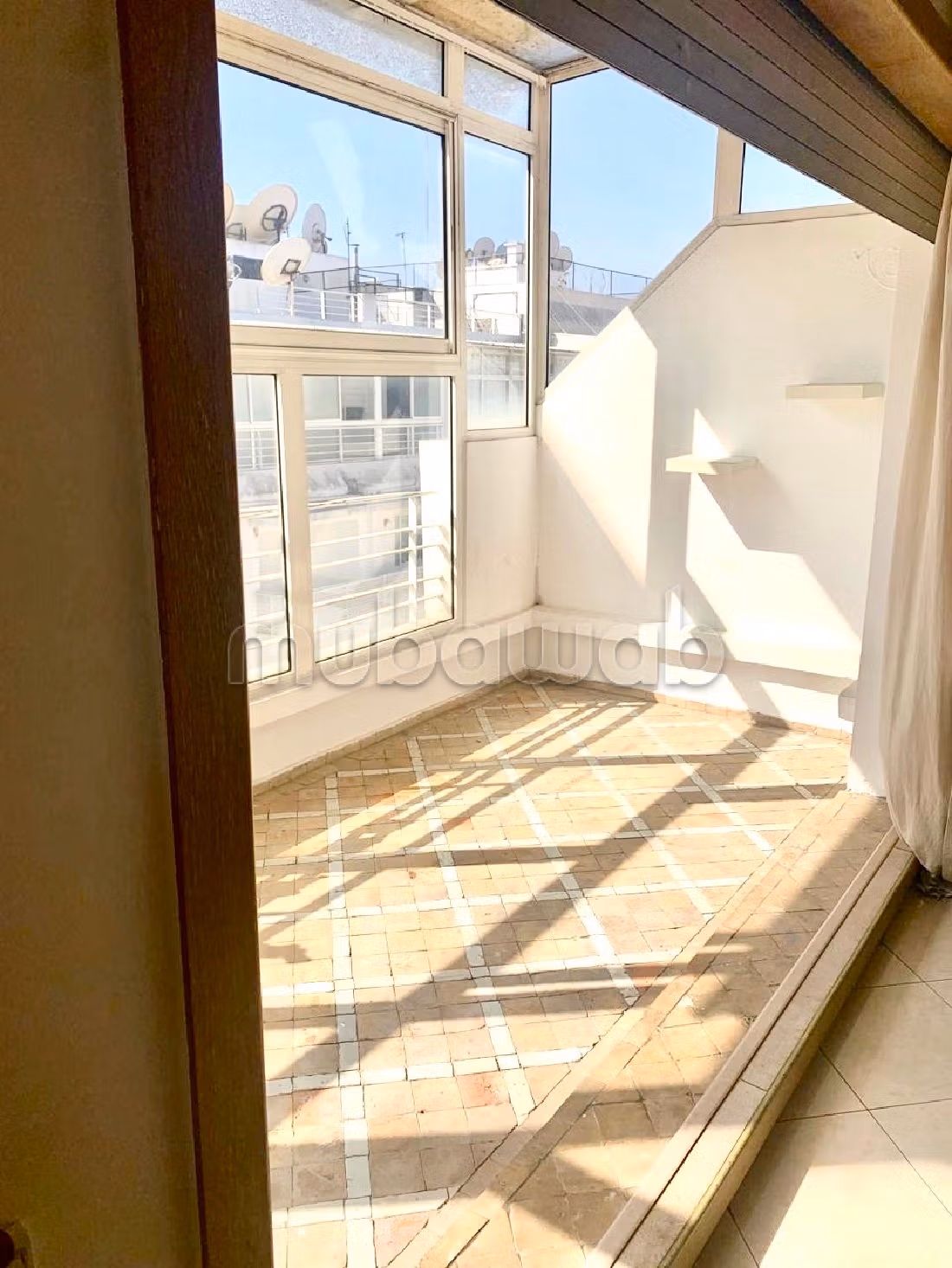 Sale of a lovely apartment in Racine. 4 rooms. Basement. 