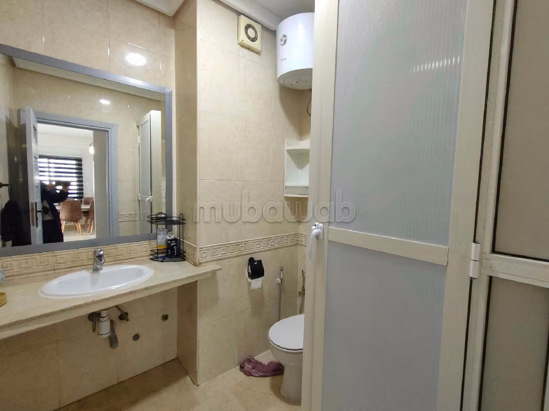 شقة جميلة للكراء بغوثي. 2 قطع رائعة. مفروشة