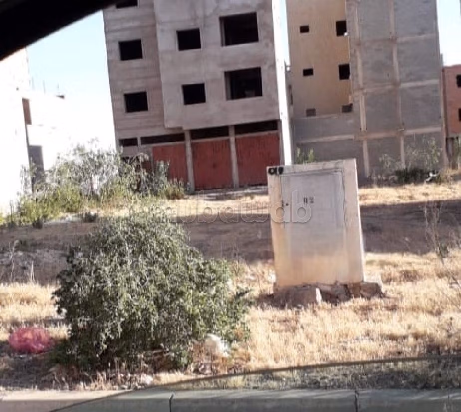LOT de terrain R3 lotissement Miftah al khair