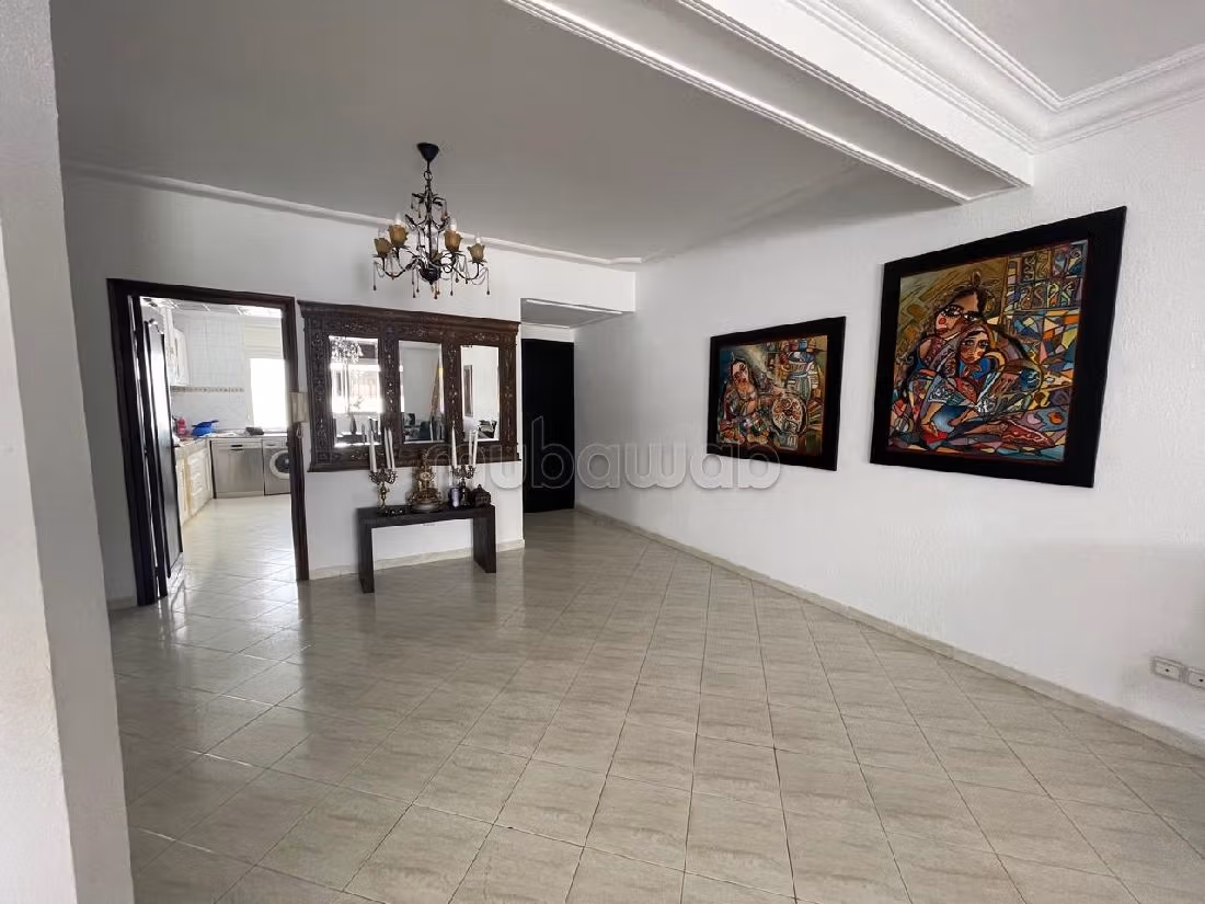 Appartamento da acquistare a Palmier. 6 ampi locali. Casa con servizio concierge. 