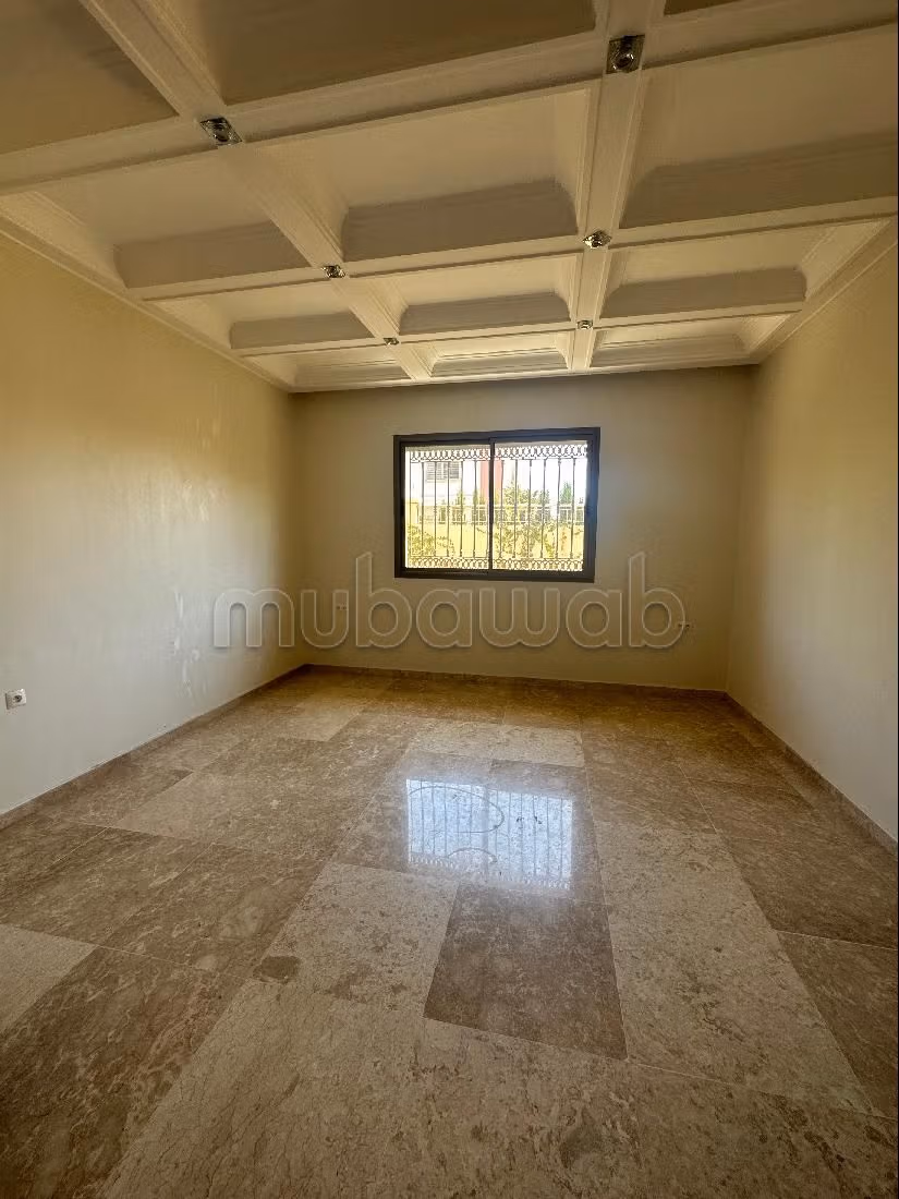 Te koop: villa's en luxe woningen in Sidi Maarouf. Totale oppervlakte 450 m². Garage en terras