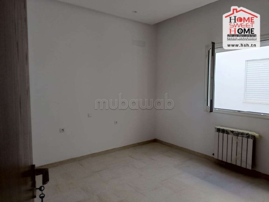 Rent this apartment in Carthage Byrsa. 3 comfortable rooms. Fitted