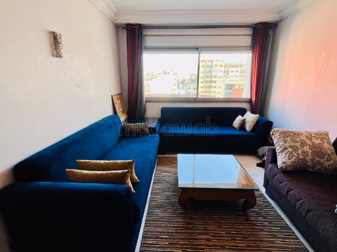 Appartamento in affitto a Centre. Superficie di 65 m². Arredato