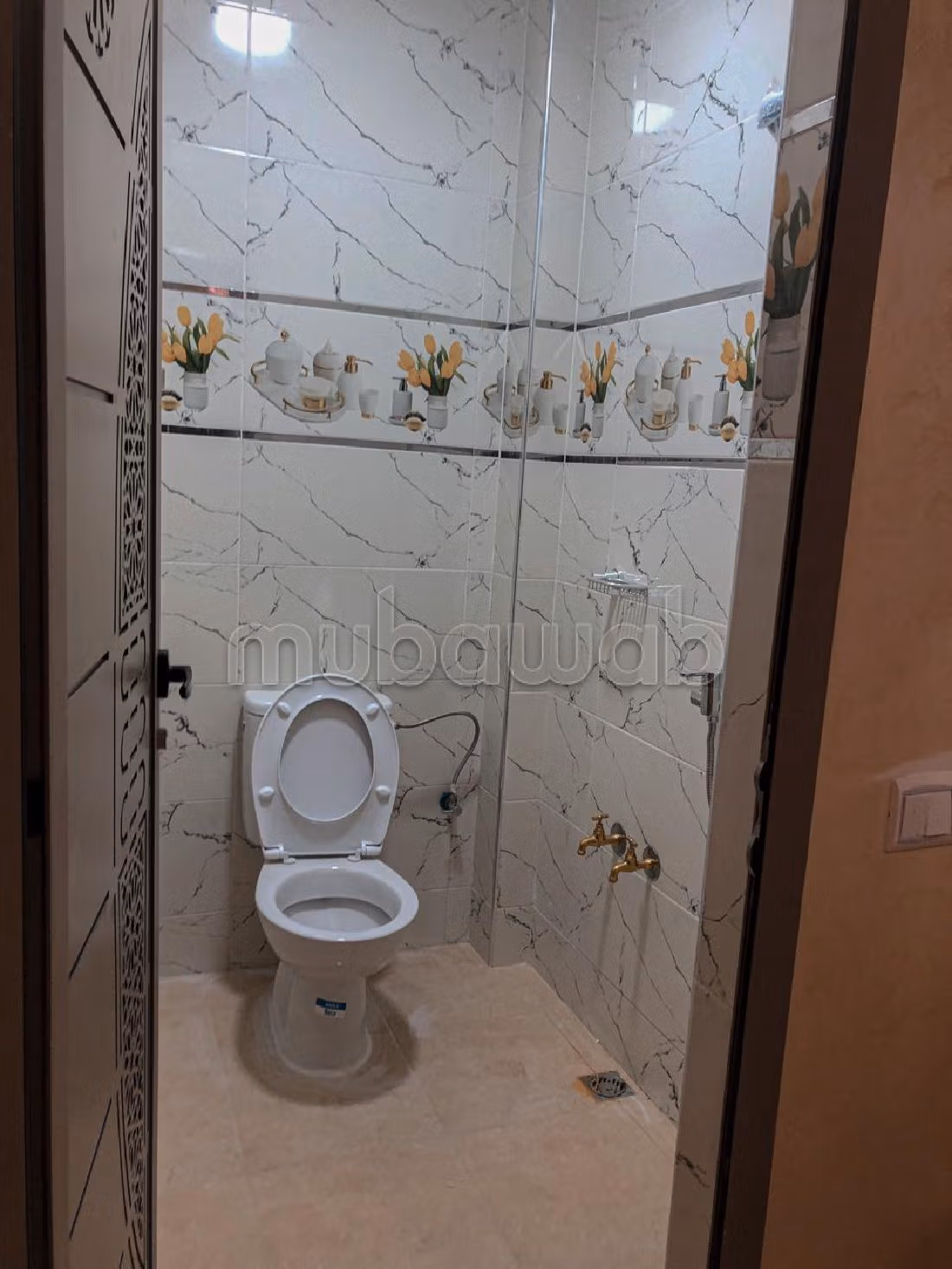 شقة للبيع بتزنيت. المساحة الإجمالية 70 م². مطبخ مجهز جيدا. 