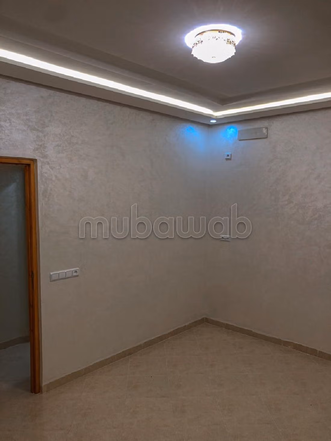 شقة للبيع بتزنيت. المساحة الإجمالية 70 م². مطبخ مجهز جيدا. 