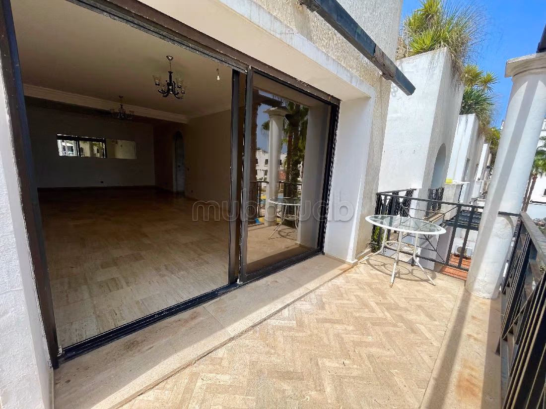 Appartement à Louer de 120.0 m² à Casablanca, Sindibad