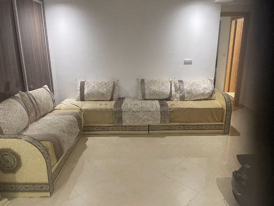 Appartamento da acquistare a La Ville Haute. 3 camere. 