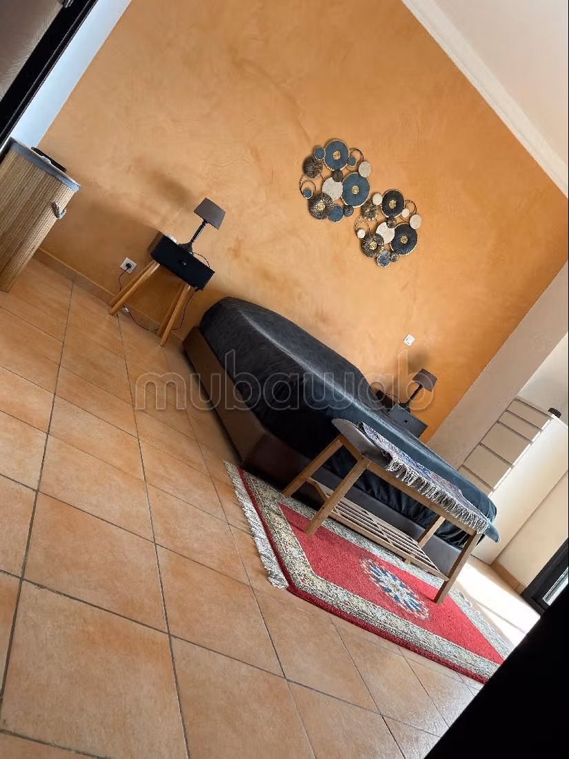 Flat for rent. 7 comfortable rooms. Attic