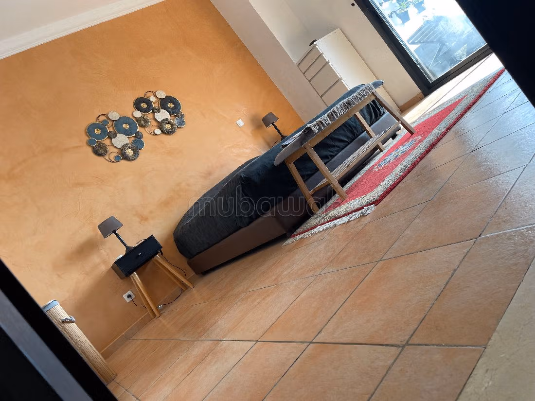 Flat for rent. 7 comfortable rooms. Attic