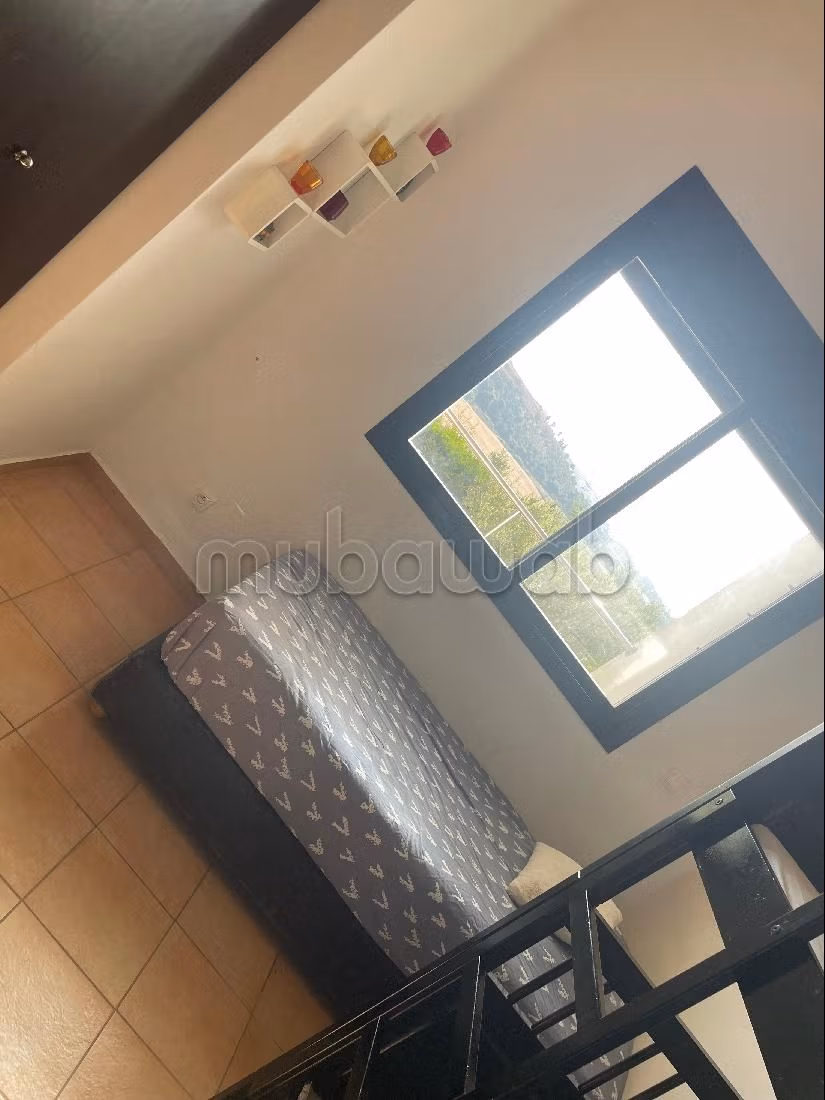 Flat for rent. 7 comfortable rooms. Attic