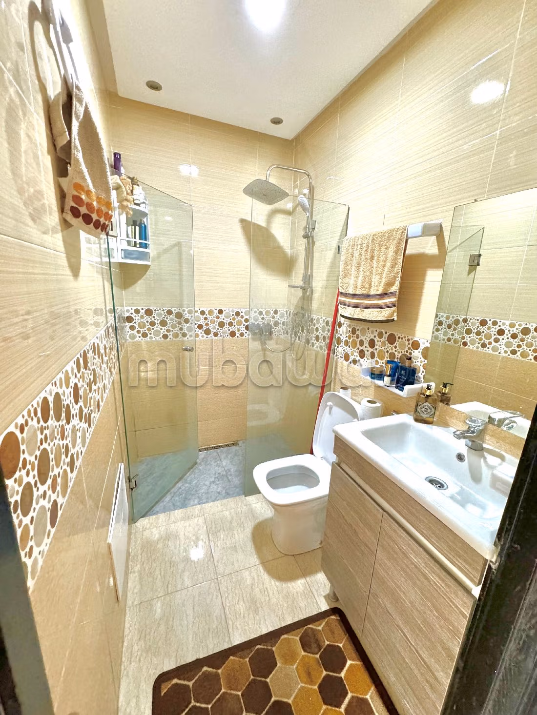 Alquila este piso en Belkhir. 2 hermosas habitaciones. Mobiliario.