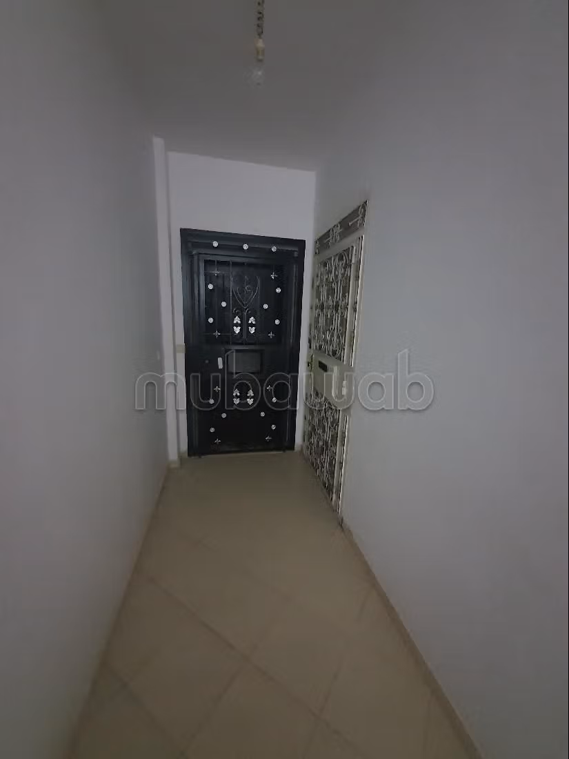 شقة جميلة للبيع ب CGI. 2 غرف. باب متين،إقامة مؤمنة. 