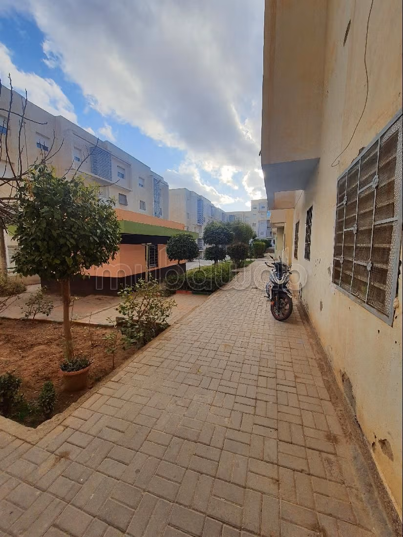 شقة جميلة للبيع ب CGI. 2 غرف. باب متين،إقامة مؤمنة. 