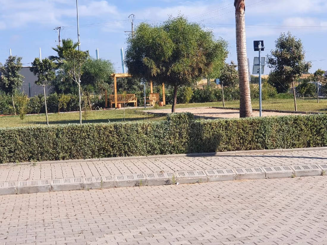 Appartementen kopen. Oppervlakte 80 m². Garage en mooi terras. 