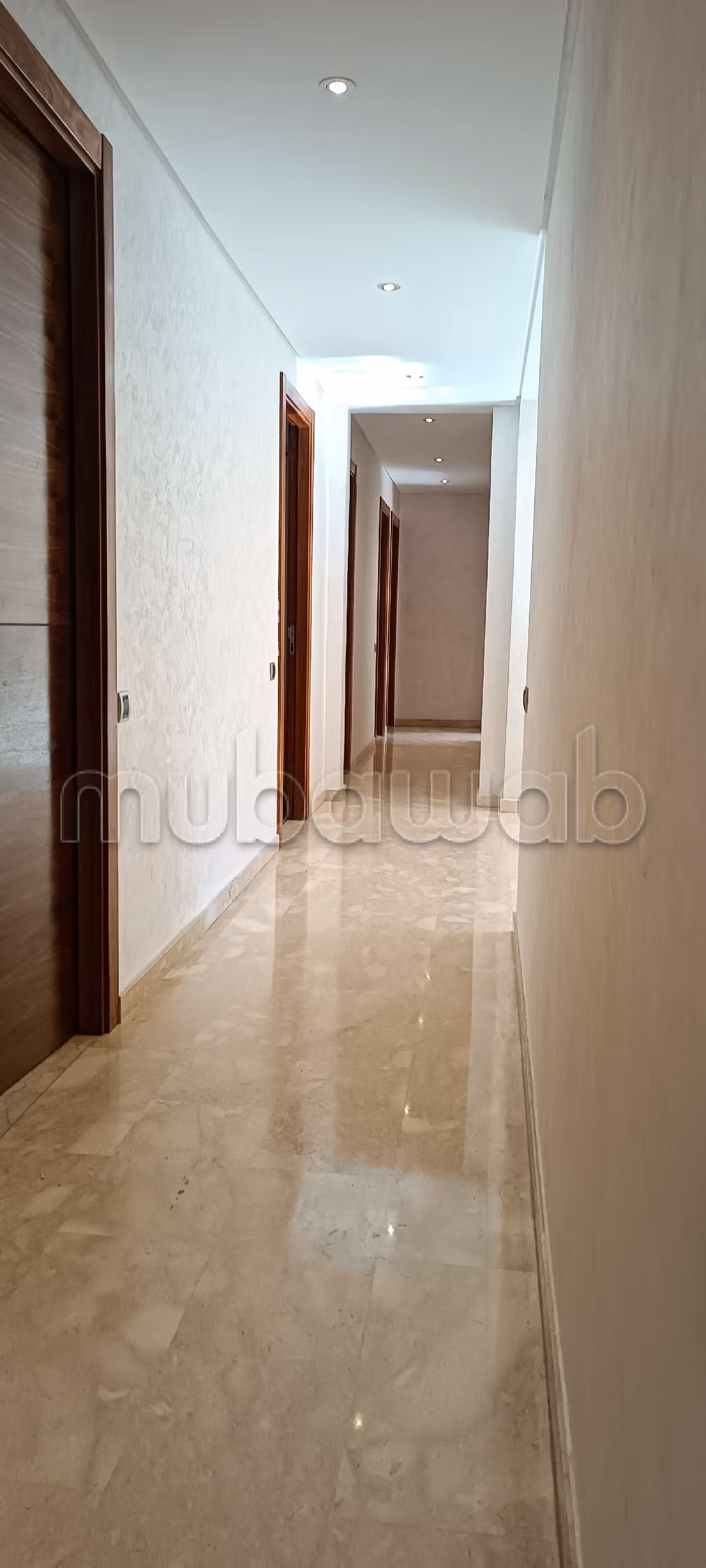 Appartamento in affitto a CIL (Hay Salam). Superficie di 130 m². Ascensore e posto auto.