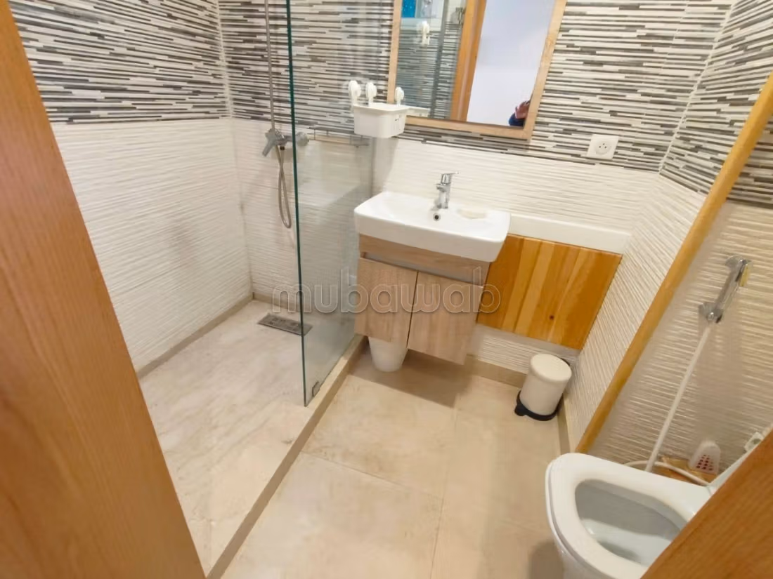 Piso en alquiler en Anfa. 1 bonita habitación. Está amueblado con buen gusto