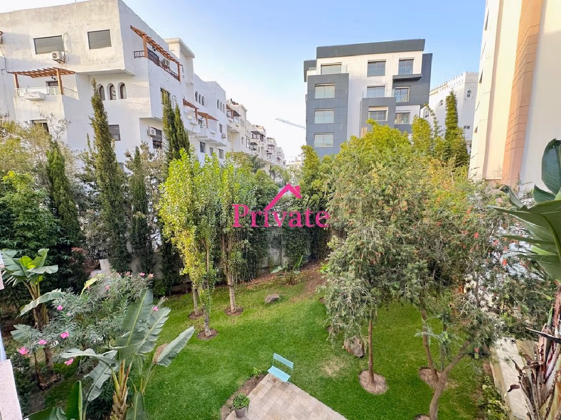 Te huur: appartementen in Malabata. Oppervlakte 120 m². Volledig gemeubileerd.