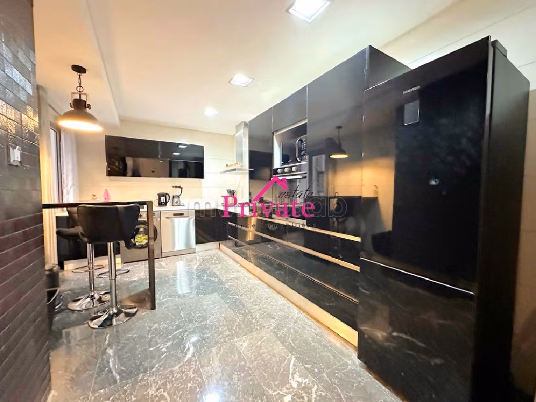 Te huur: appartementen in Malabata. Oppervlakte 120 m². Volledig gemeubileerd.