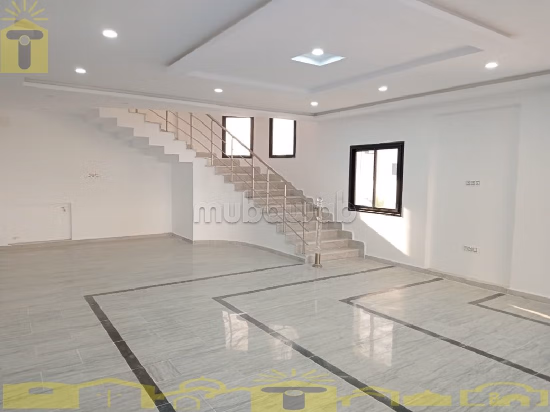 Villa haut standing avec piscine a Hammamet sud