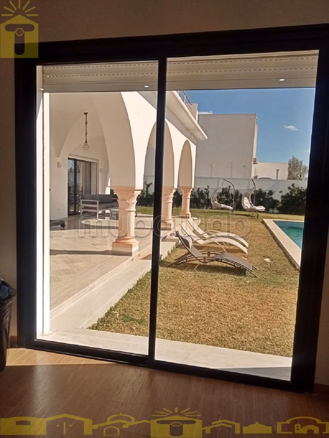 Belle villa haut standing avec piscine