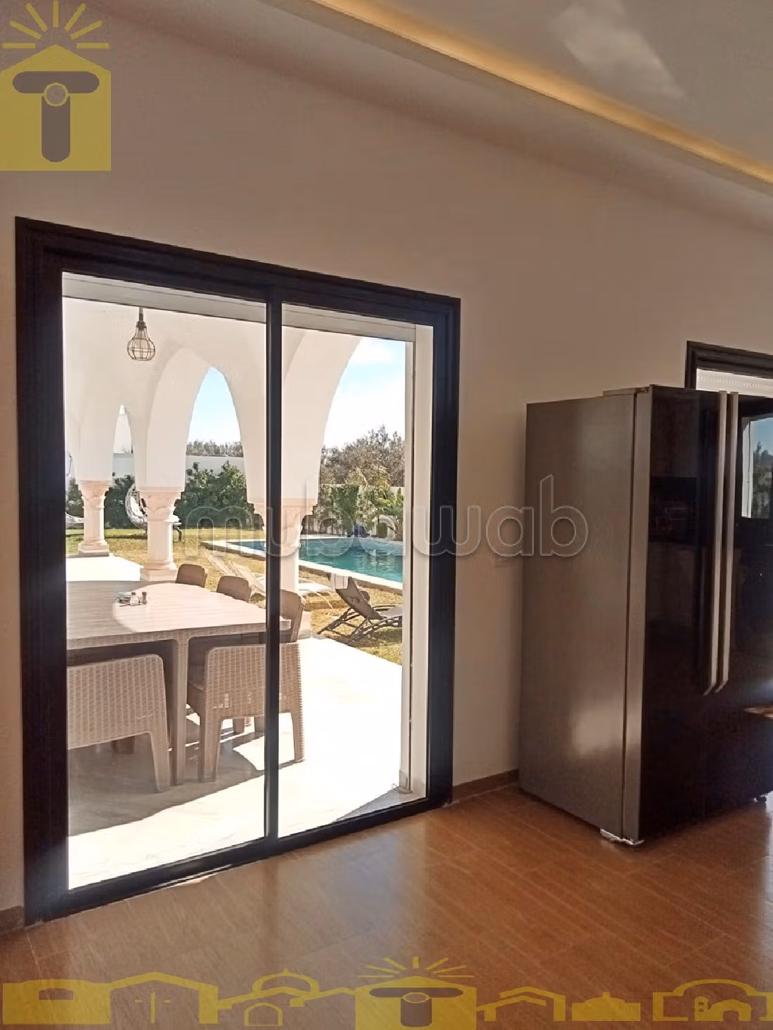 Belle villa haut standing avec piscine