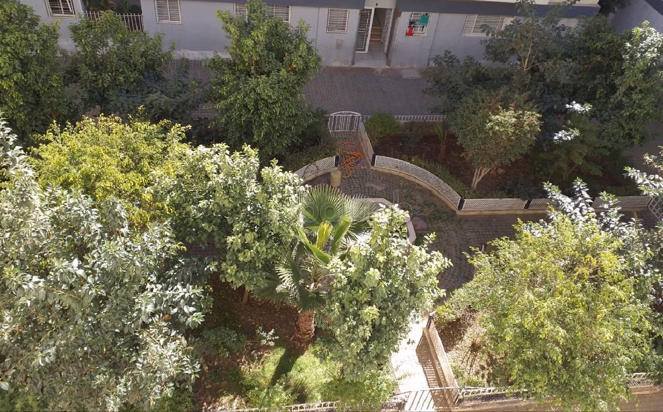 Appartement à louer à Mont Fleuri. 2 pièces confortables. Bien meublé