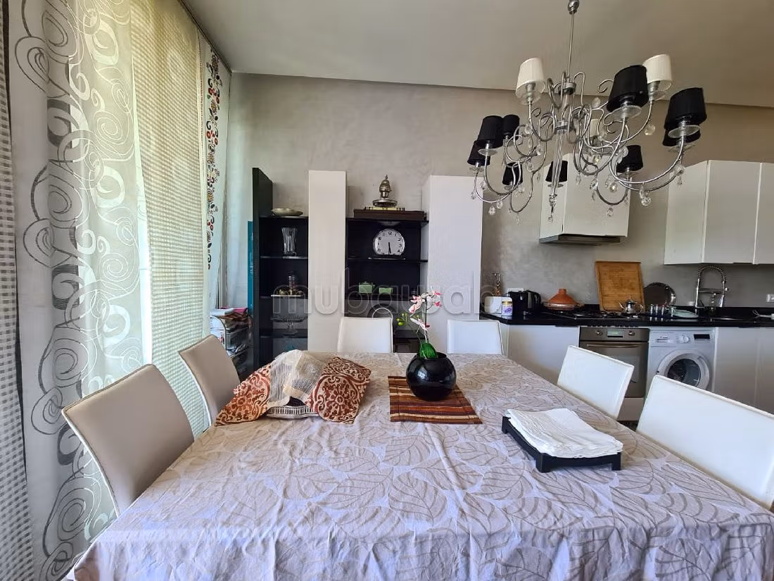 Magnífico piso en alquiler. 2 bonitas habitaciones. con muebles. 