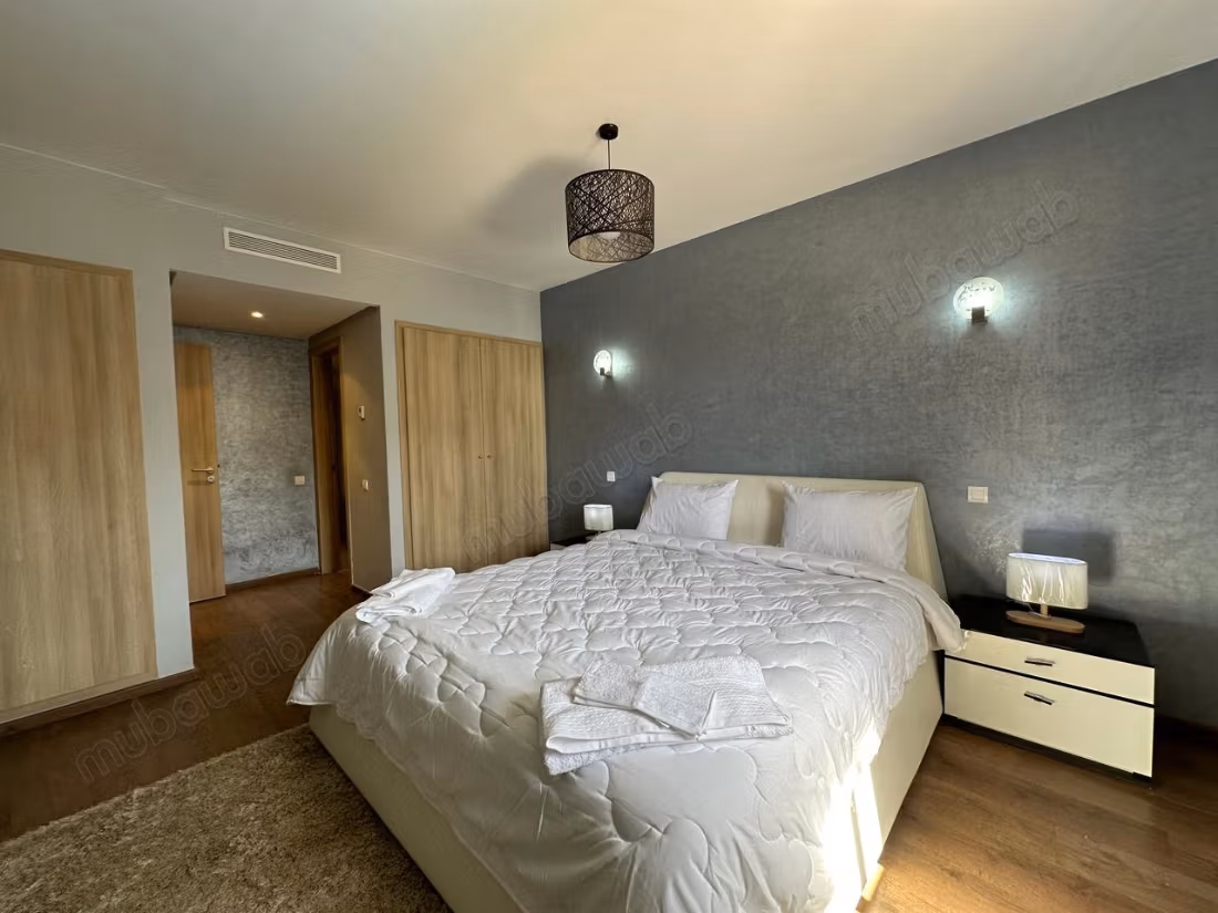 Splendido appartamento da affittare a Founti. 2 camere. Posto auto e giardino.
