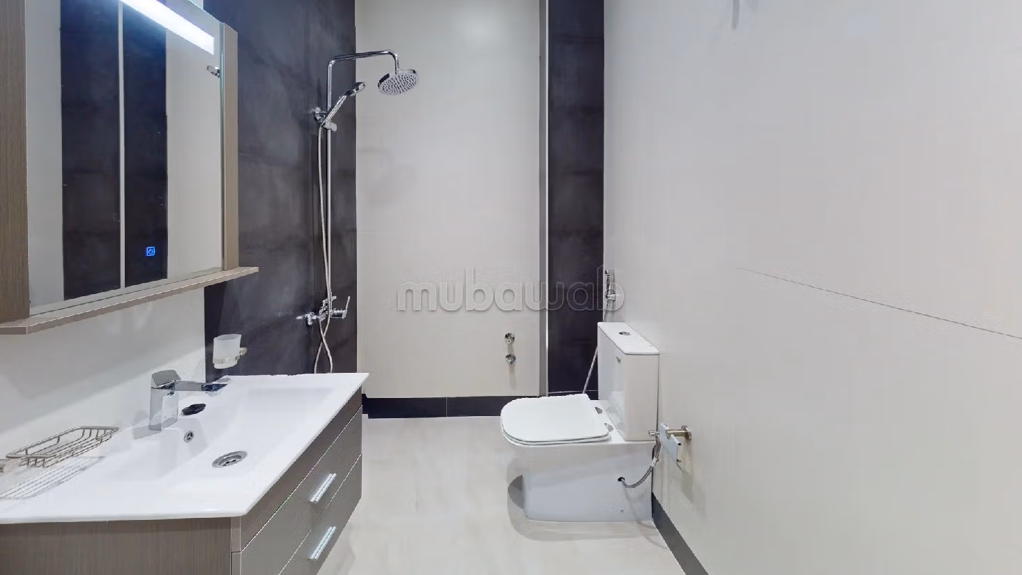 Villa de alto standing en venta en Route Nationale Assilah. Superficie 286 m². Mobiliario nuevo