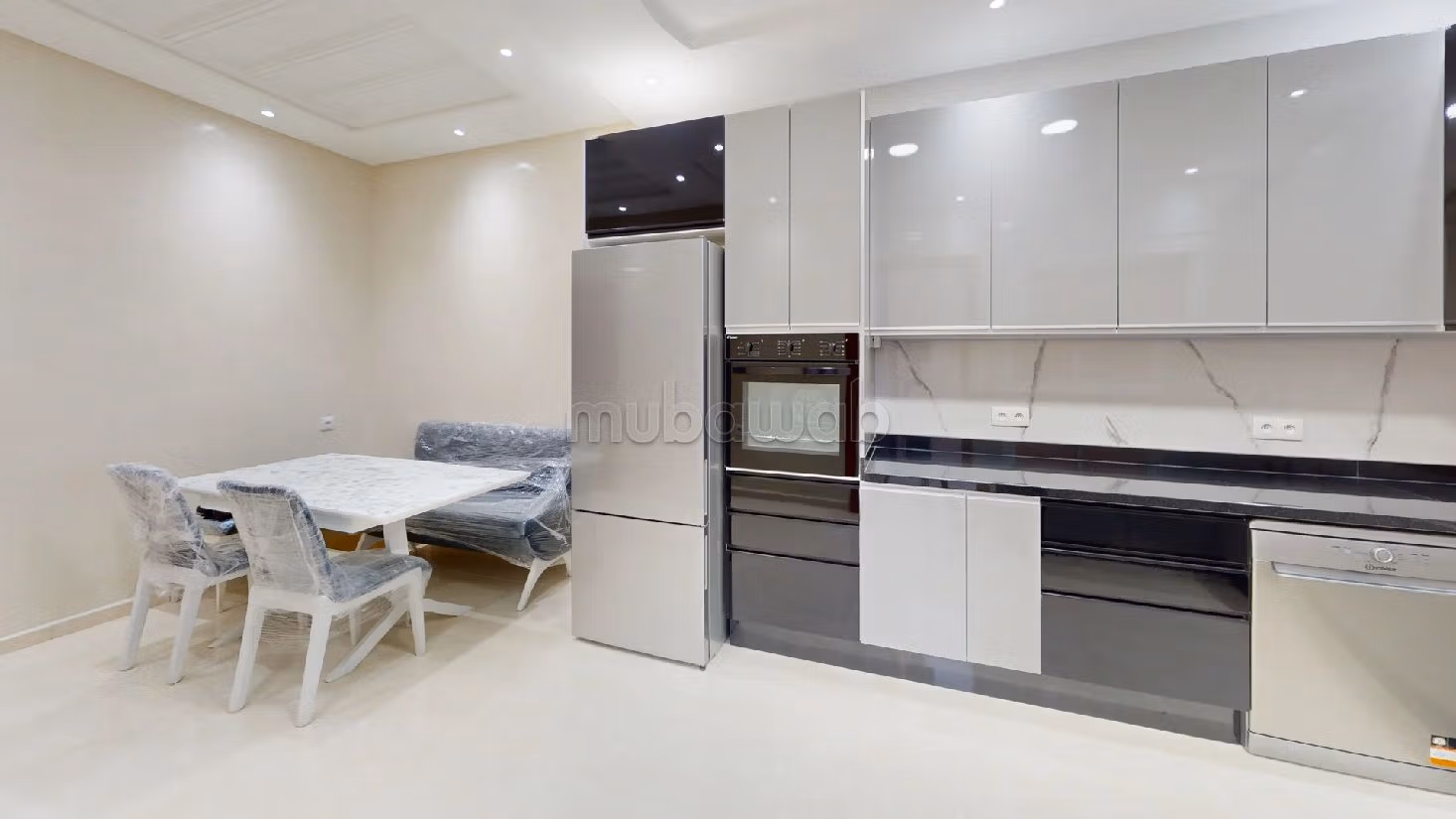 Villa de alto standing en venta en Route Nationale Assilah. Superficie 286 m². Mobiliario nuevo