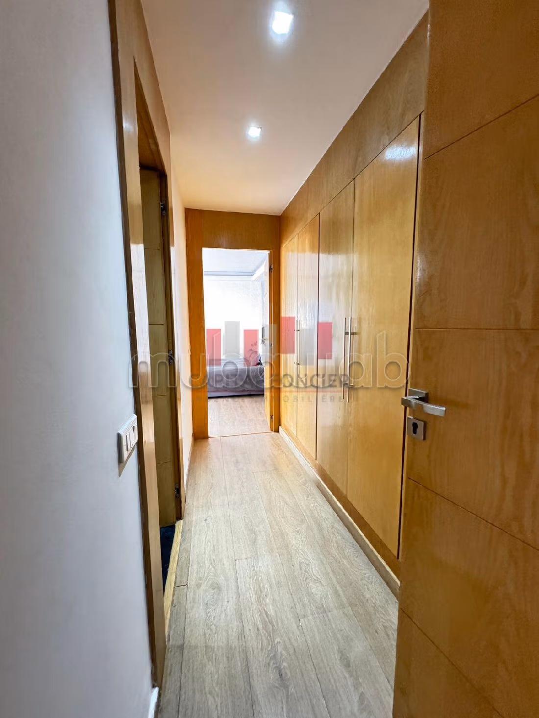 Bellissimo appartamento in affitto a Racine. Superficie di 96 m². Arredato