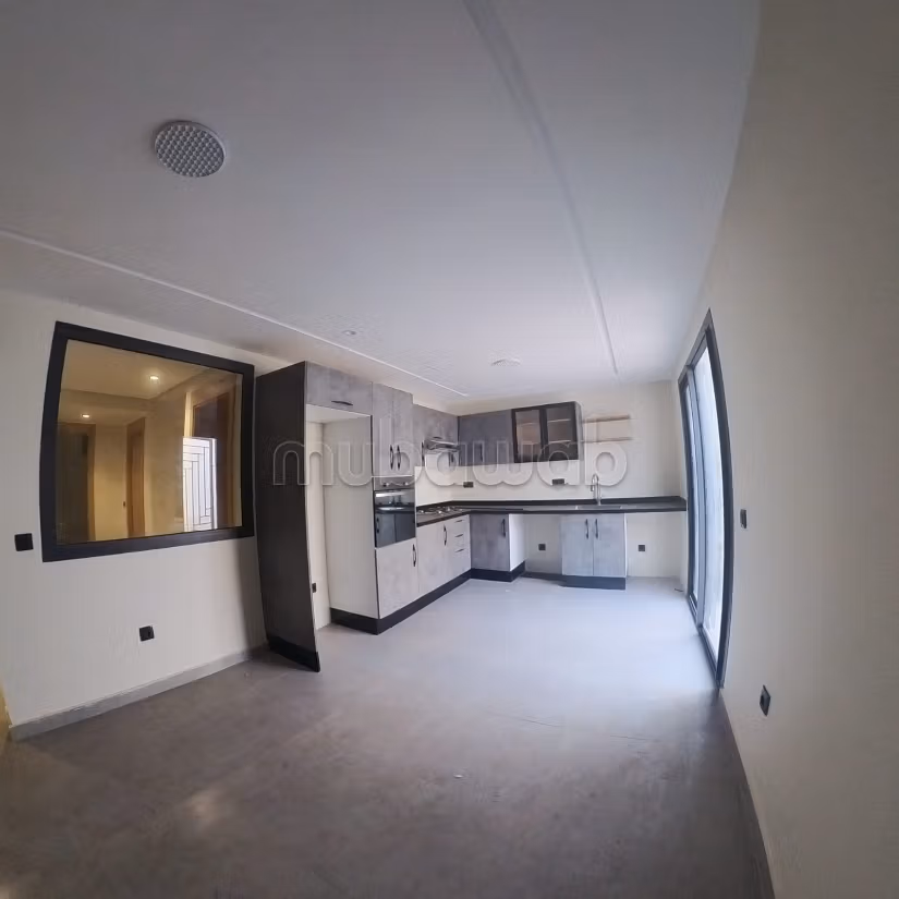 Maestosa residenza di lusso in vendita. 5 locali. Sistema di sicurezza e antenna parabolica