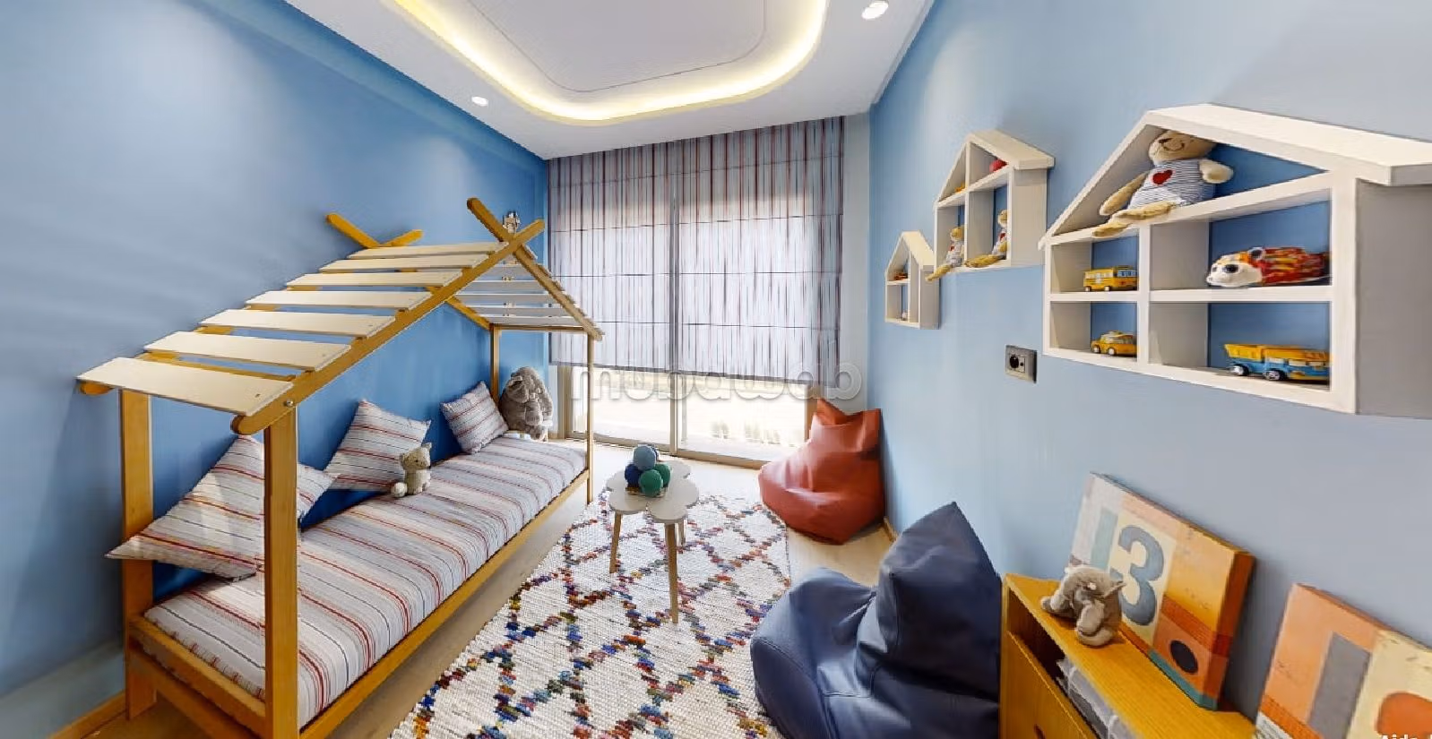 Villa de lujo en venta. 7 habitaciones grandes. Parking y jardin