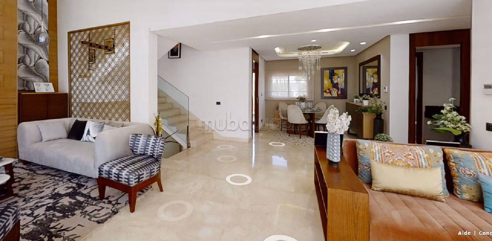 Villa de lujo en venta. 7 habitaciones grandes. Parking y jardin