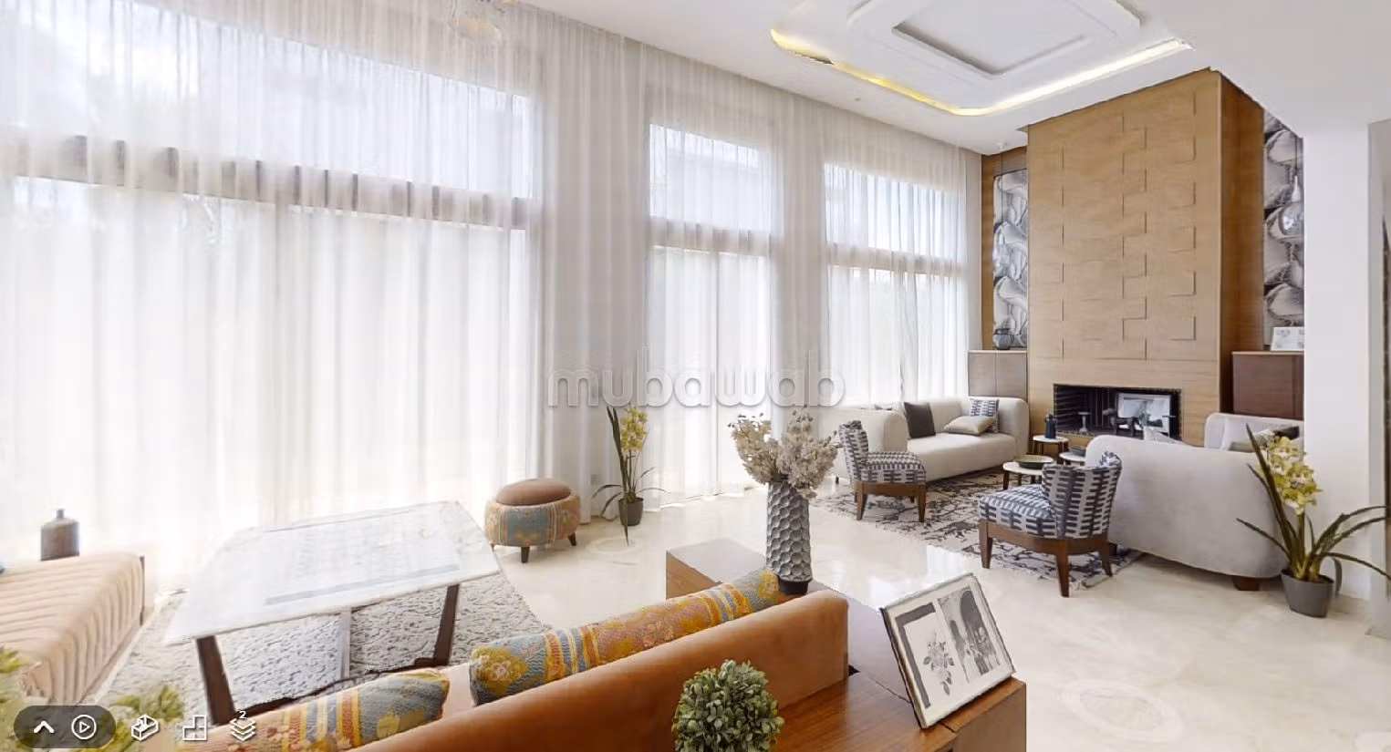 Villa de lujo en venta. 7 habitaciones grandes. Parking y jardin