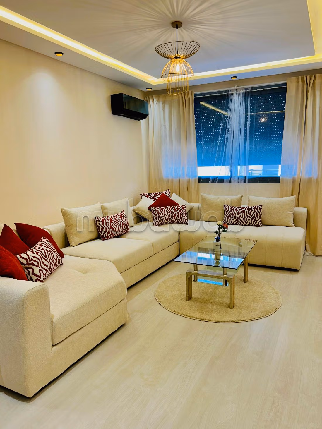 Bellissimo appartamento in affitto a Mandarona. 4 ampi locali. Con ascensore