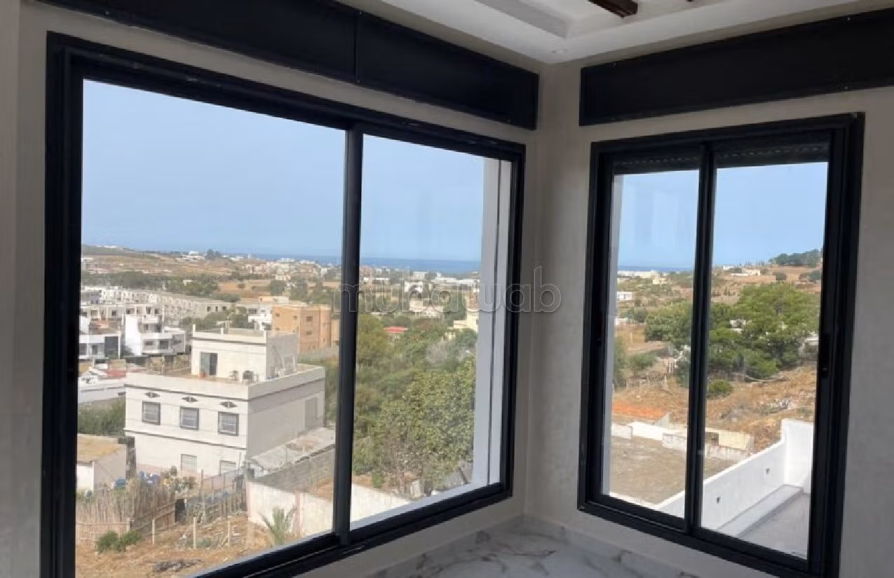 Maestosa villa in affitto a Cap Spartel. Superficie 580 m². Porta blindata, salotto marocchino