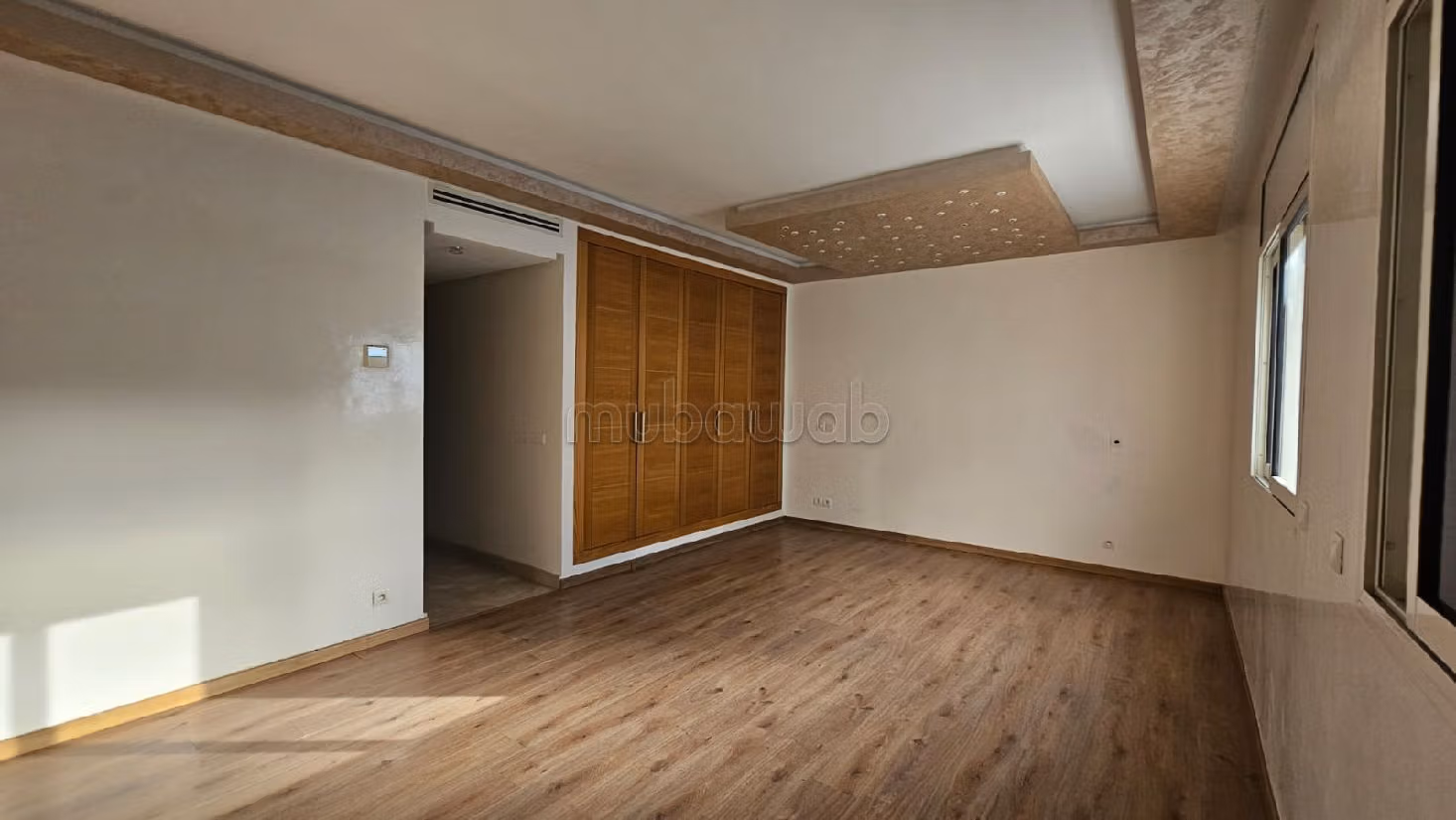 Great apartment for rent in Agdal. 3 large living areas. With lift and terrace