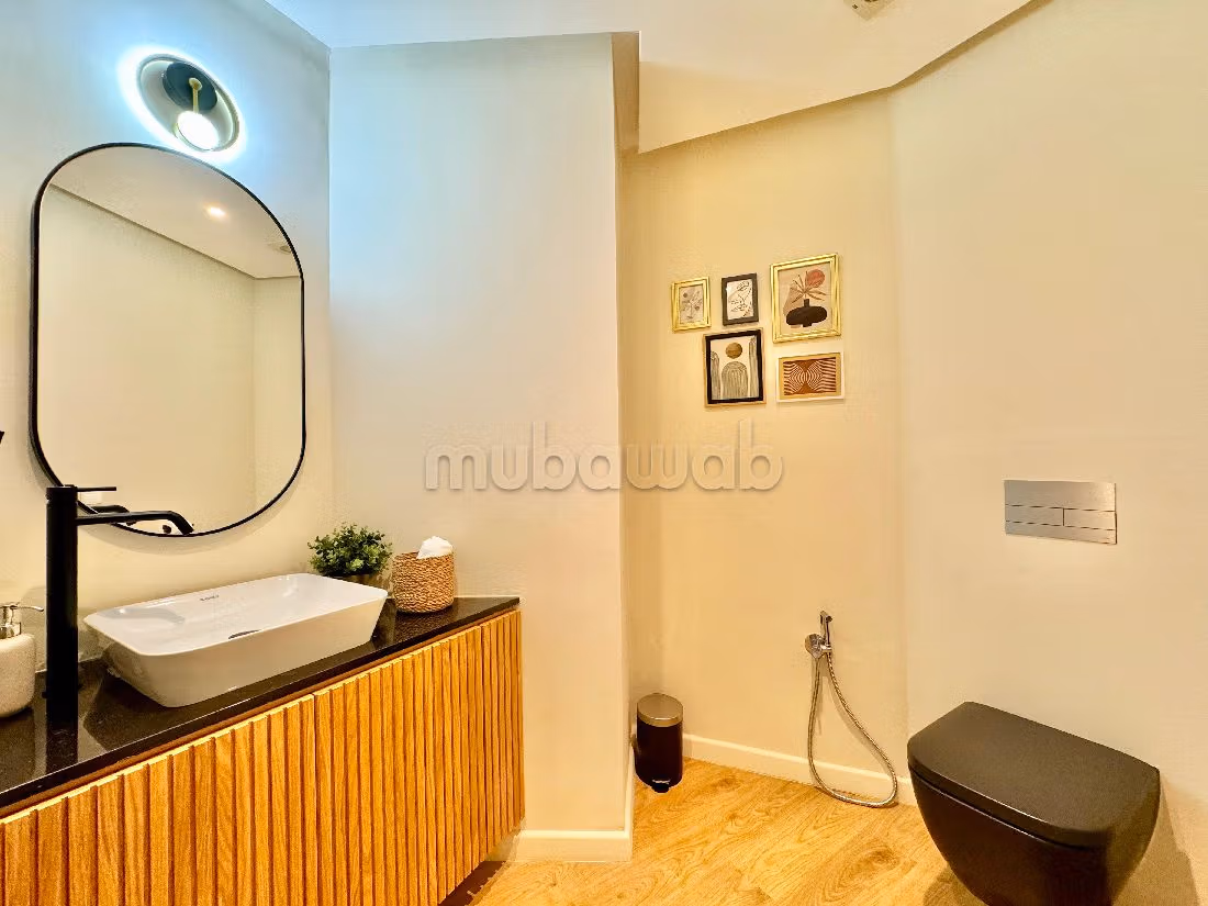 Nu huren: appartementen in Triangle d'Or. 3 Slaapkamers. Gemeubileerd
