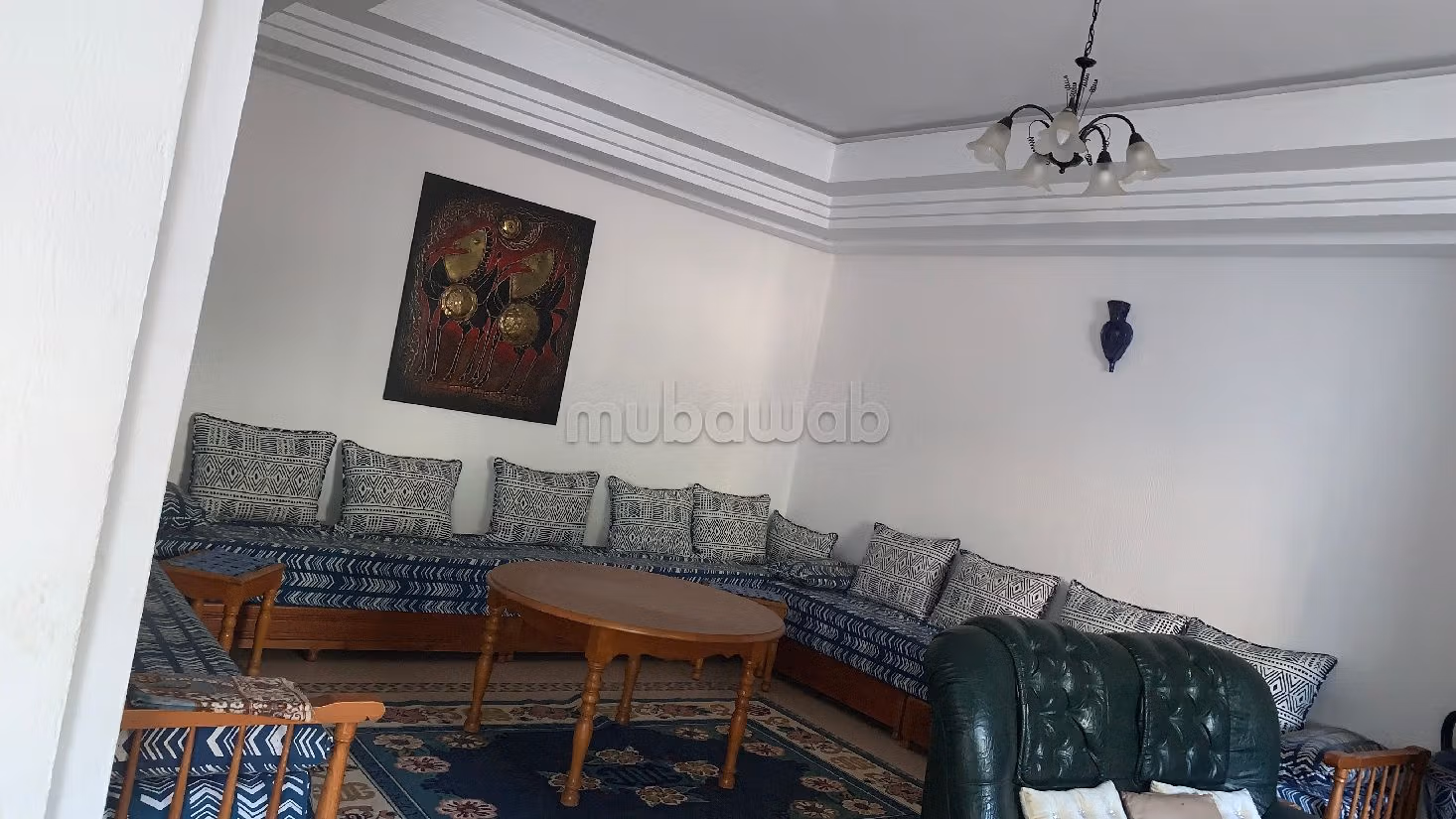 فيلا جميلة للبيع بالسعيدية. المساحة 150 م². صحن هوائي والأمن والحراسة. 