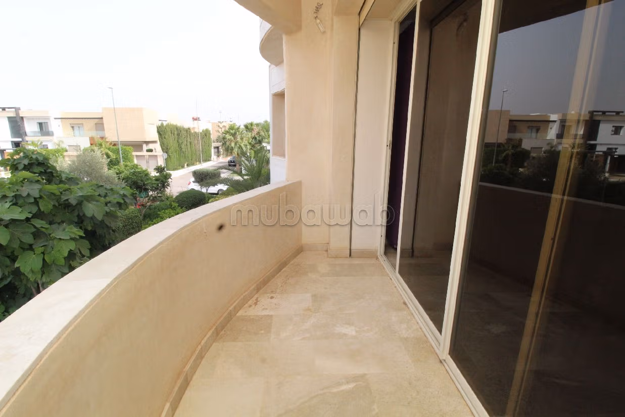 منزل ممتاز للبيع ب فونتي العليا. 4 غرف رائعة. صالون مغربي أصيل. 