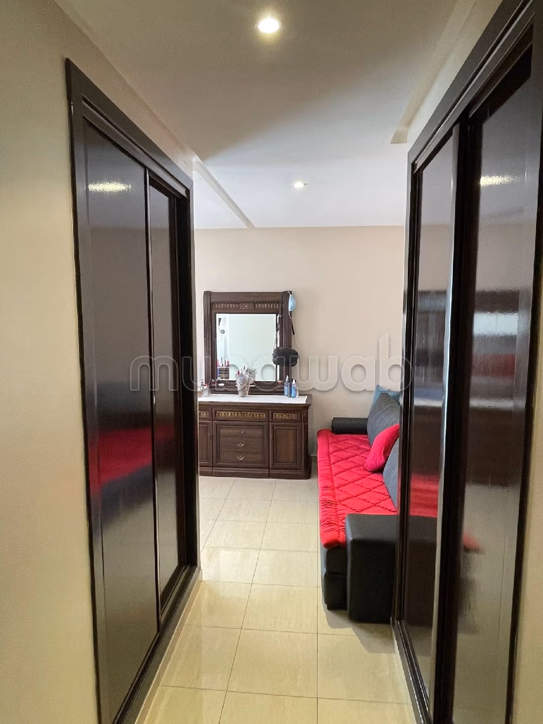 Appartement à vendre à Hay Mohammadi. 4 pièces. Bien meublé