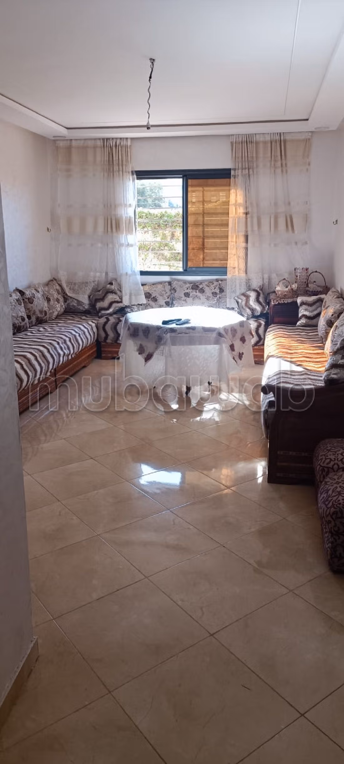 Rent this apartment in La Siesta. 3 lovely rooms. Residence with swimming pool. 