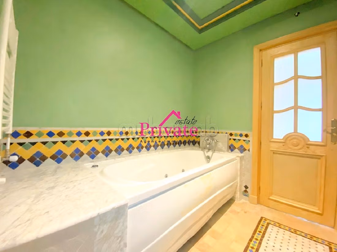 Alquiler villa de lujo en Jbel Kbir. 9 habitaciones grandes. Amueblado. 