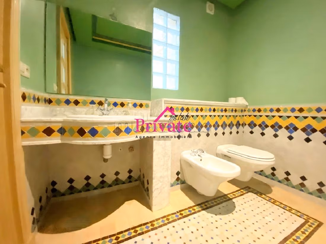 Alquiler villa de lujo en Jbel Kbir. 9 habitaciones grandes. Amueblado. 