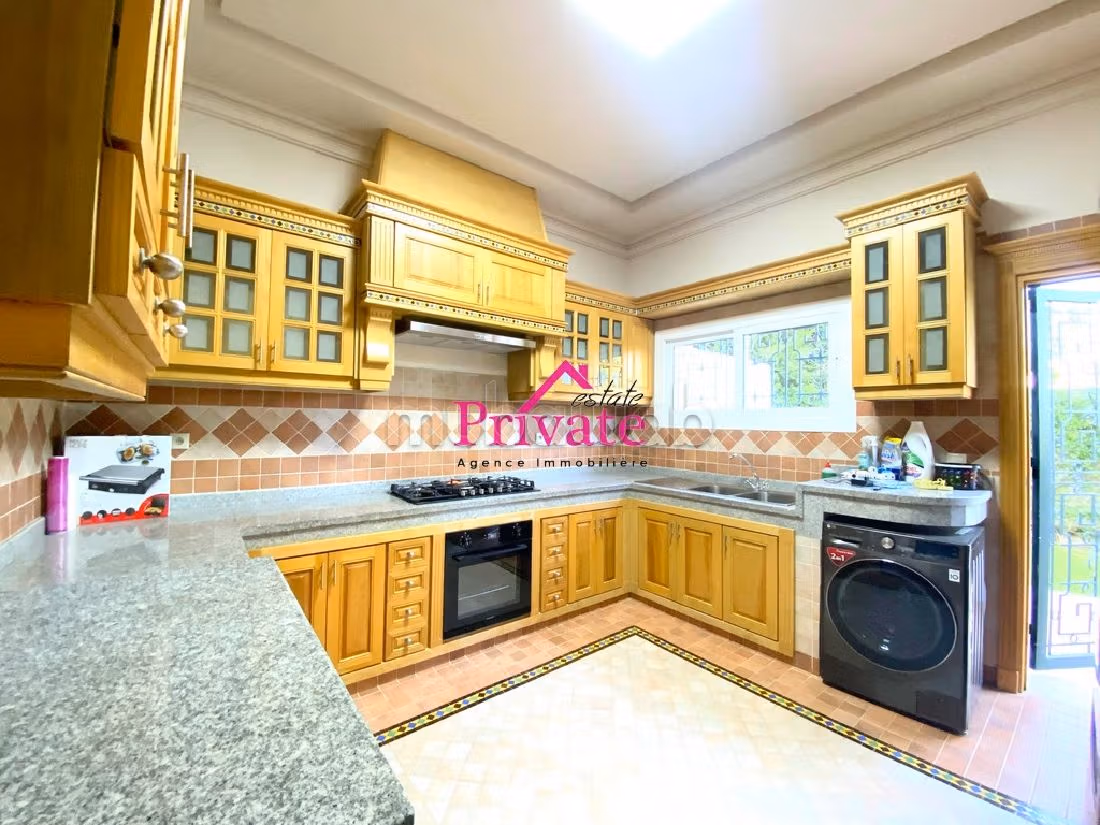 Alquiler villa de lujo en Jbel Kbir. 9 habitaciones grandes. Amueblado. 