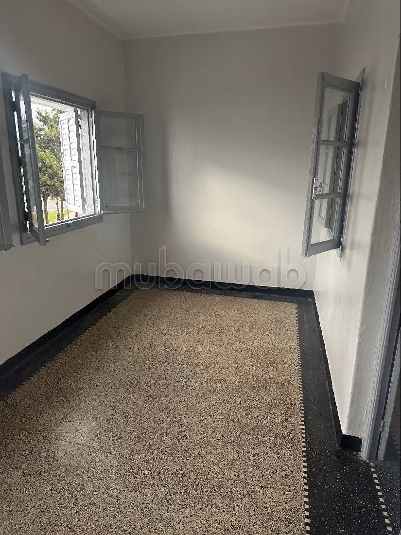 Sell apartment in Akkari. Dimension 48 m². 