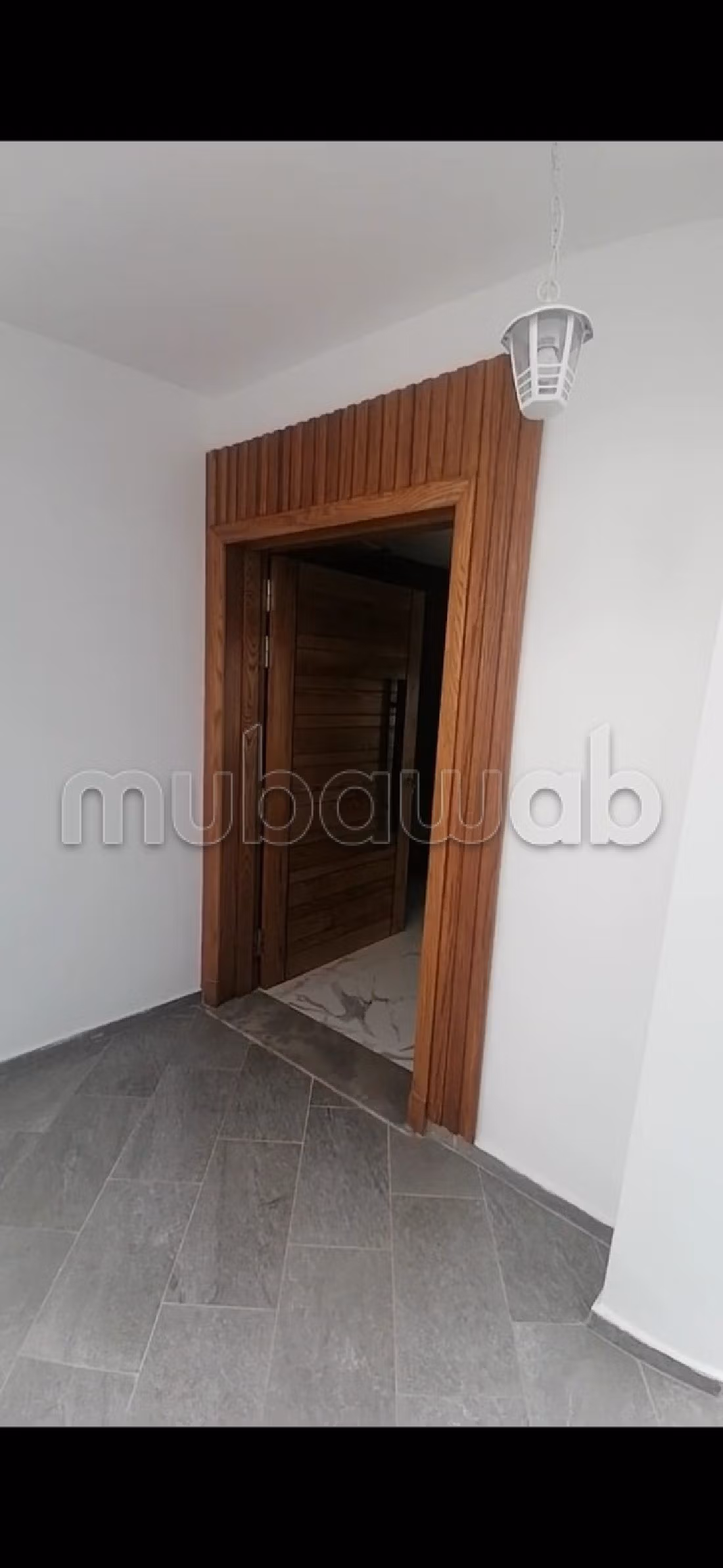 Magnífica villa en venta en Corniche. 9 habitaciones confortables. Piscina. 