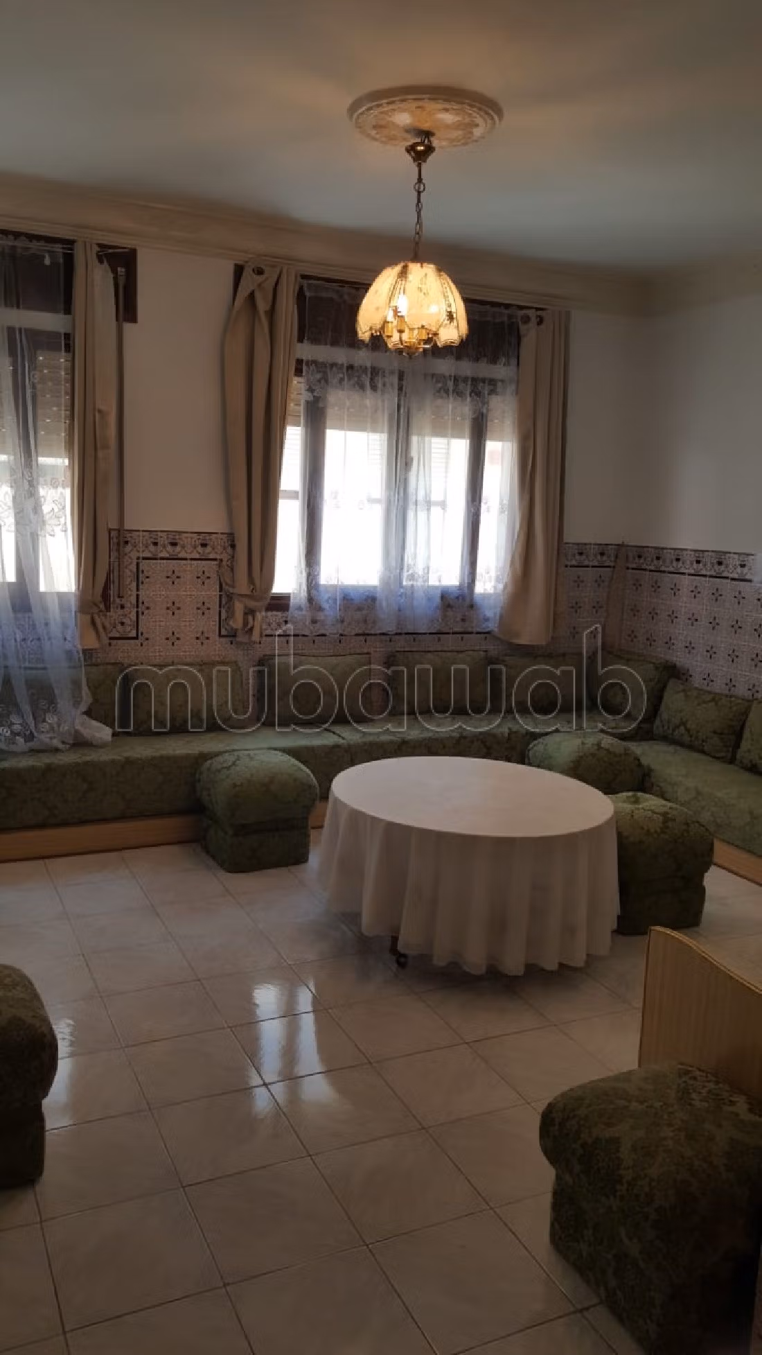 Maravillosa casa en venta en Bel Air - Val fleuri. Gran superficie 96 m². Salón marroquí amueblado, sistema de parábola general. 