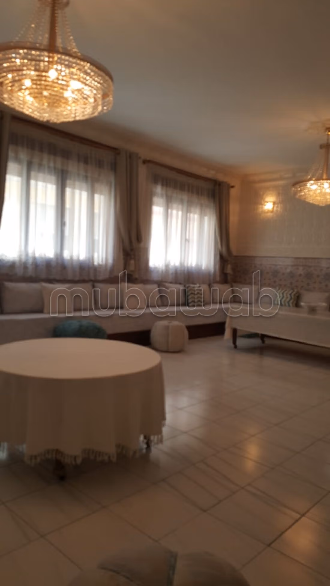 Maravillosa casa en venta en Bel Air - Val fleuri. Gran superficie 96 m². Salón marroquí amueblado, sistema de parábola general. 